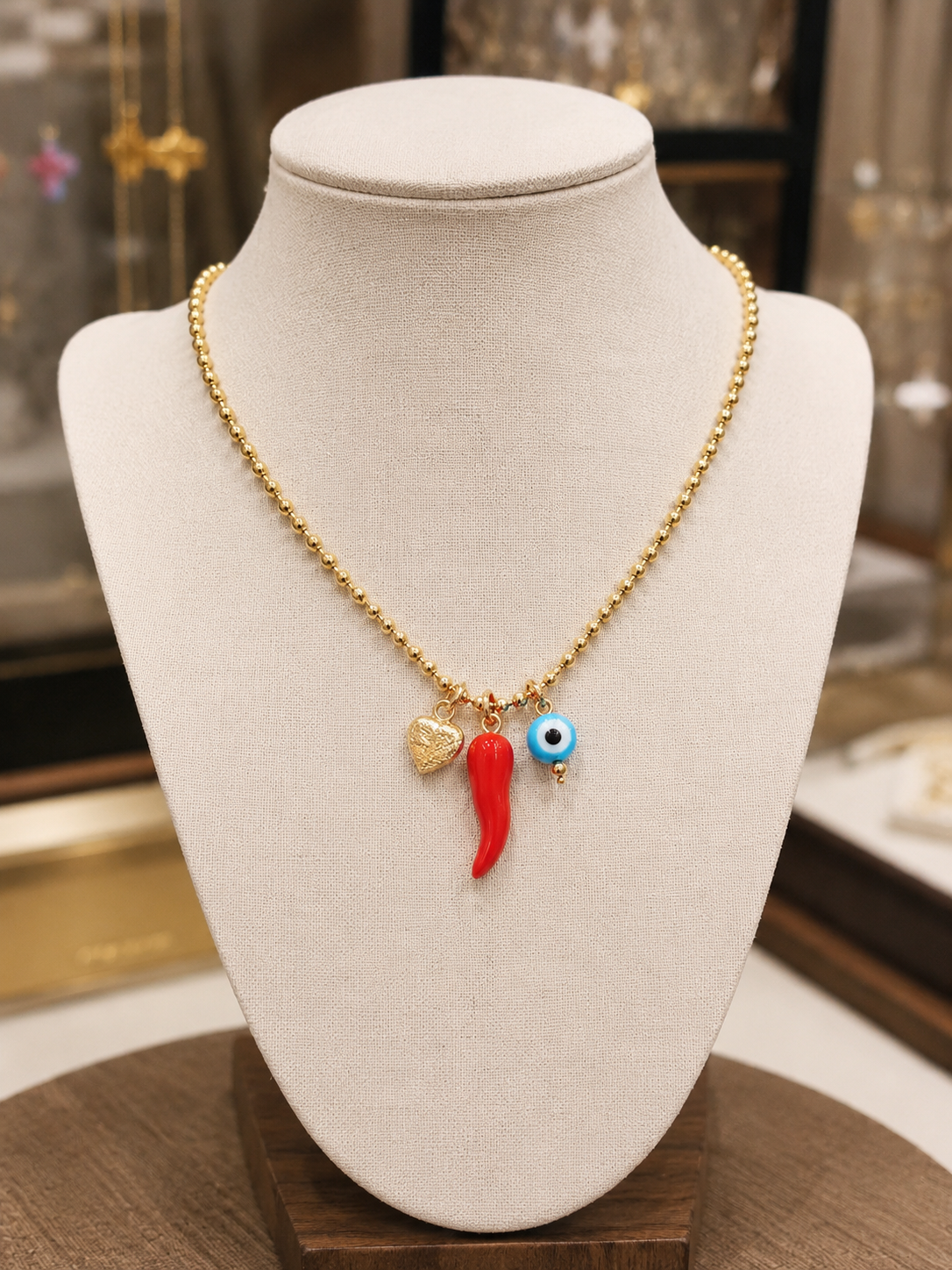 Necklace il corno