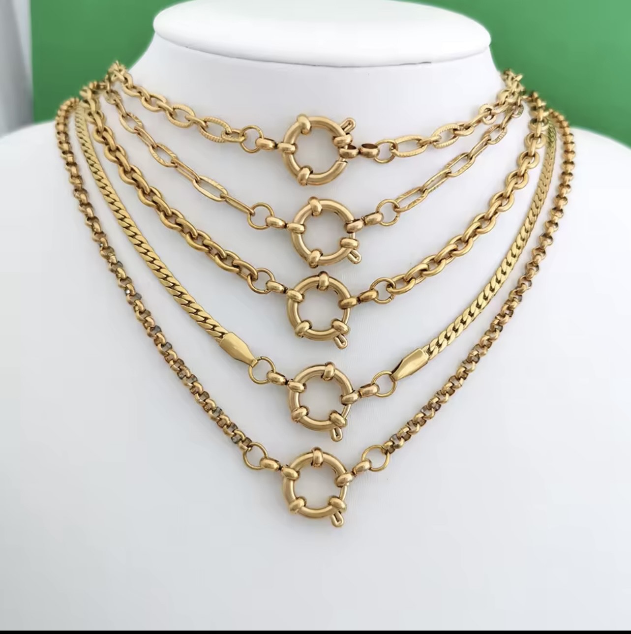 Sailor Clasp Necklace gold